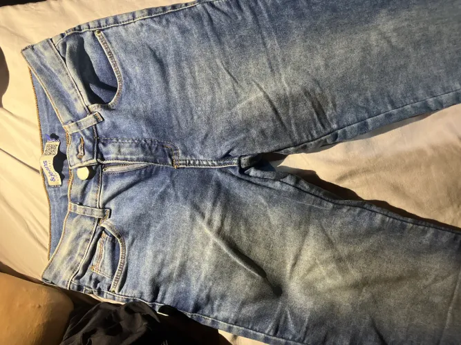 Vendo calça jeans C&A por R$45