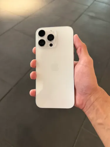 iPhone 16 pro max 