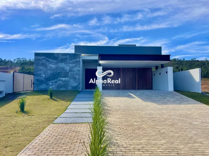 OPORTUNIDADE CASA LINEAR -218m² 2.890,000,00- Condomínio Reserva Laguna Alphav
