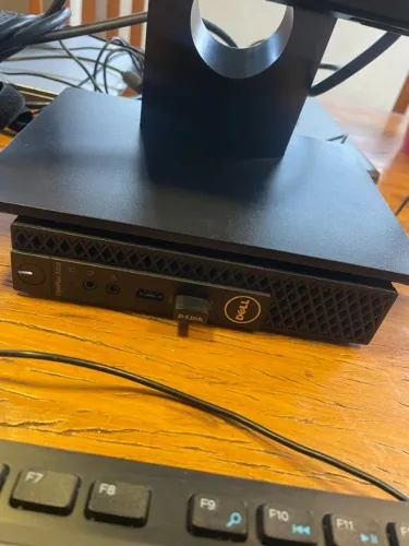 Cpu + Monitor Dell Mini 3060 Core I3