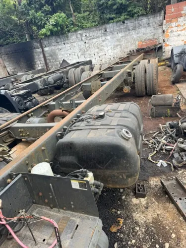Chassis Truck Completo Volvo Vm 270 330 220 Original