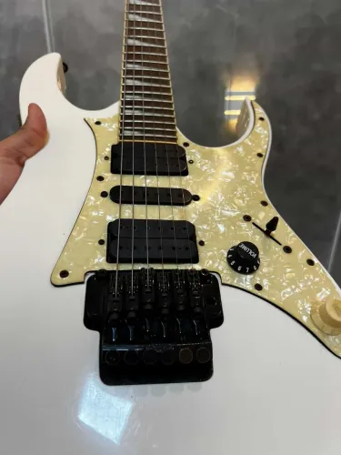 Guitarra ibanez 