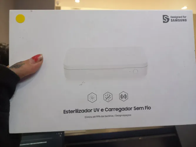 Esterilizador UV e carregador sem fio Samsung