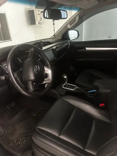Toyota Hilux CD SRV 4X4 2.8 TDI Diesel Aut. 2020