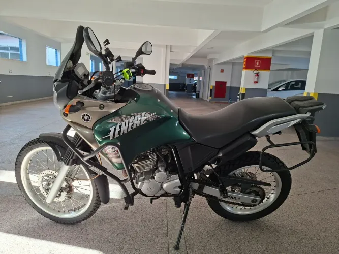 Moto teneré 250 em excelente estado