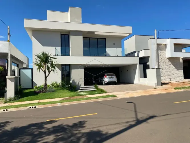 CASA TÉRREA COM MEZANINO
