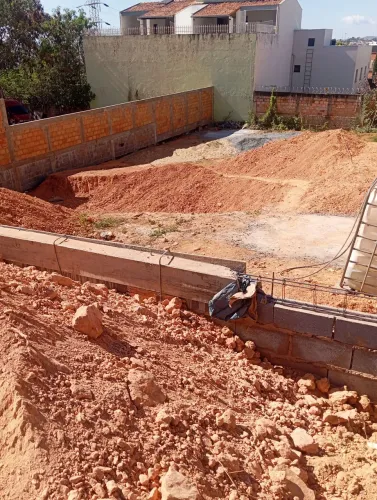 Ibituruna /Lote 450 m²!!!!Construção ou investimento !!!