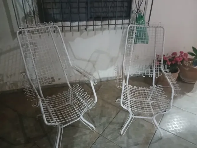 Jogo de cadeiras de área
