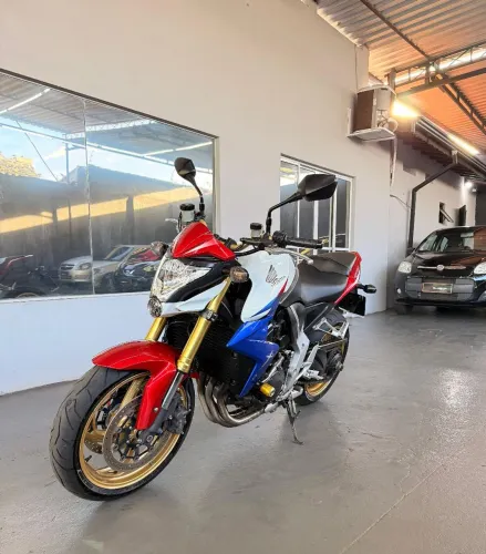 CB 1000R