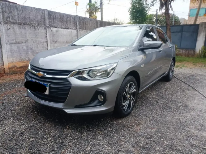 Chevrolet Onix PLUS LT 1.0 12V TB FLEX MEC. 4P 2025
