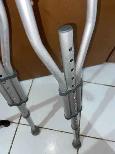Muletas a venda!