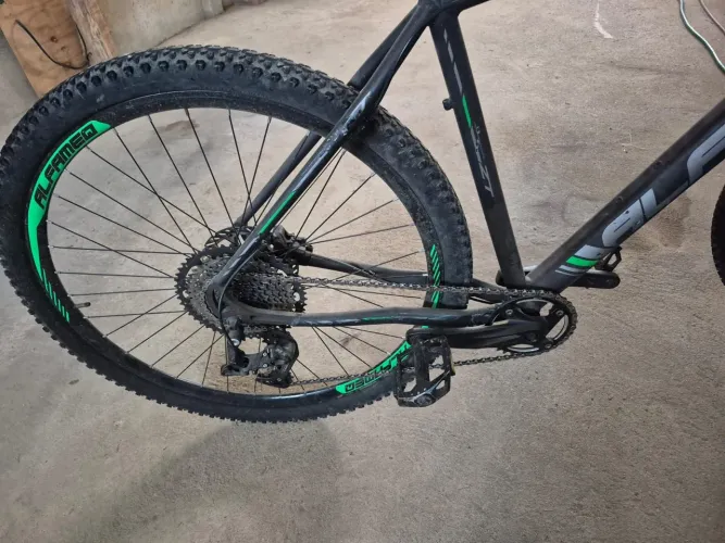 Vende-se bicicletas