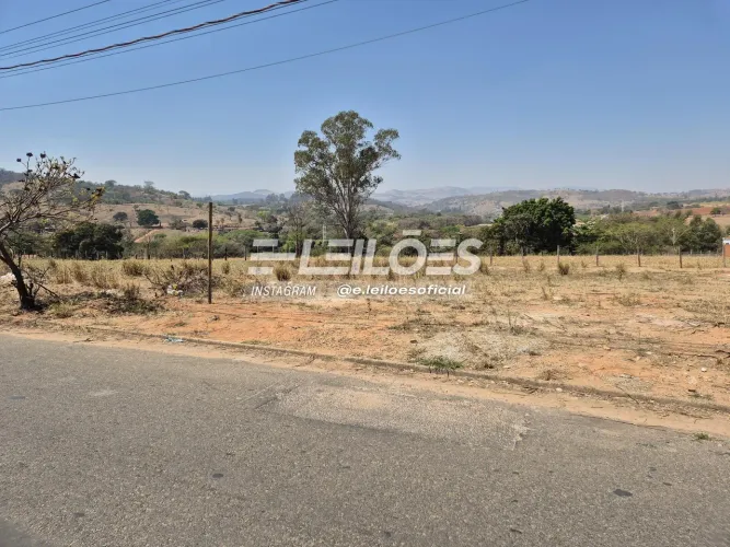Terreno sem benfeitoria, área 301,22m² - Vargem Grande do Sul/SP