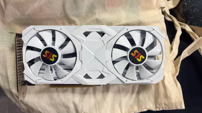 Radeon RX 580 - LEIA