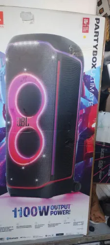 Vendo JBL partybox ultimate lacrada zero bala apenas 5.999 reais aceito cartão aproveite