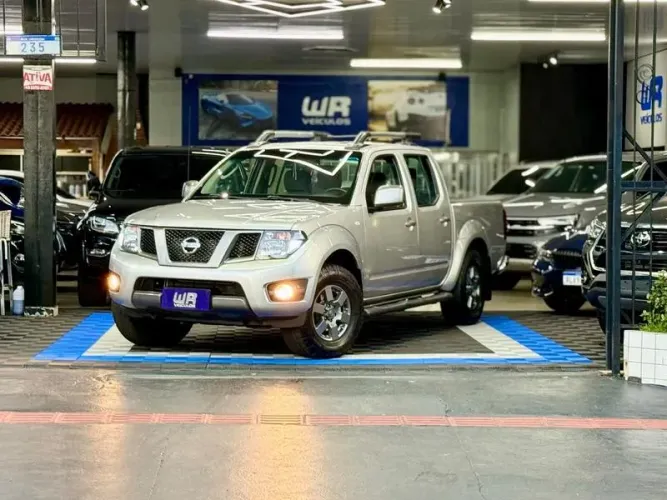 Nissan Frontier SV Attack CD 4X2 2.5 TB Diesel 2015