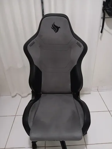 VENDO CADEIRA GAMER