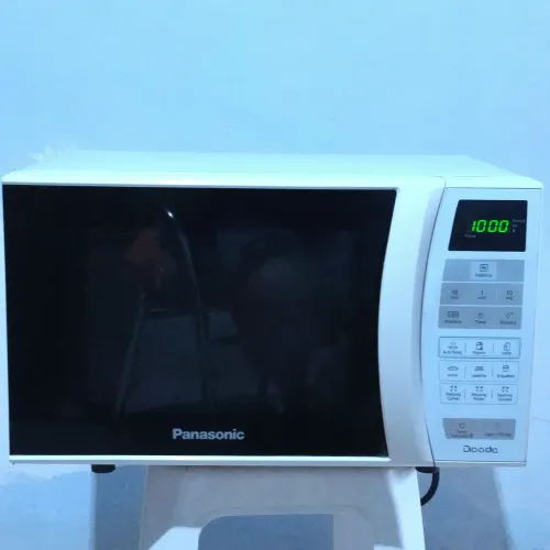 Microondas Panasonic 25 litros -digital Sup novo , limpo, completo R$280,00  *, 