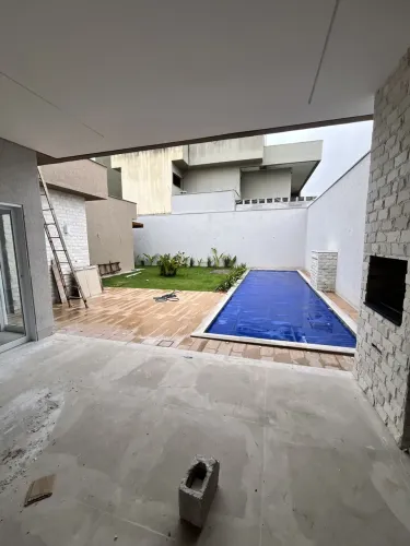 Casa, 4 quartos, 4 suítes, 223 m², 4 vagas no Jardim Atlântico em Goiânia