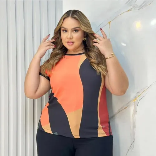 Blusas em malha Plus Size