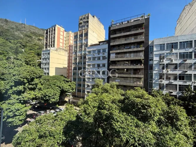 RUA URUGUAI, Apartamento à venda de 3 quartos na área nobre da Tijuca, 100m²