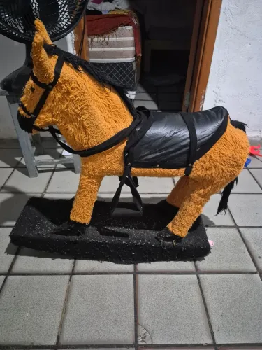 Cavalo de brinquedo 