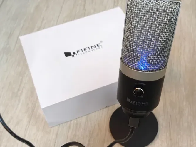 Microfone FIFINE K670B USB Condensador | Com Pedestal Completo na Caixa | Como Novo