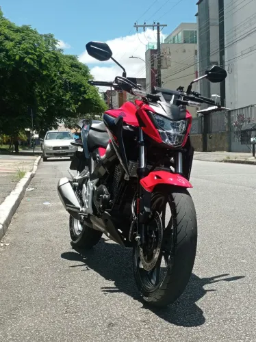 Moto Honda CB Twister 2024