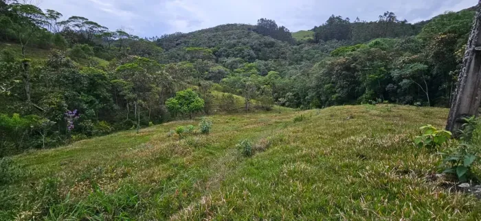 Sitio em Águas Mornas - SC
