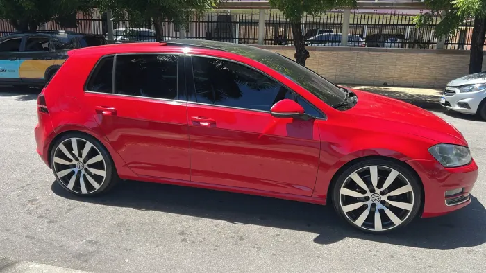 Volkswagen Golf Highline 1.4 TSI 140cv Aut. 2014