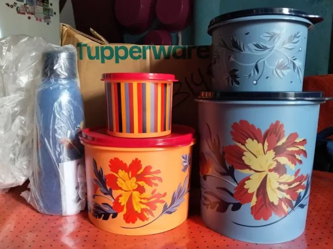 Kit Tupperware (Dois kits + Copo térmico)
