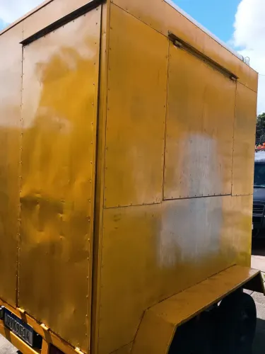 Treiler lanchonete truncado