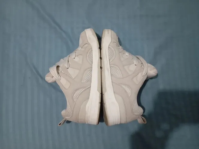 Vende-se tênis zara skate