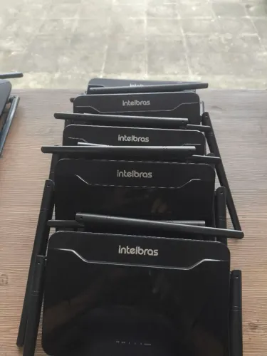 Lote roteador Intelbras 10: unidades