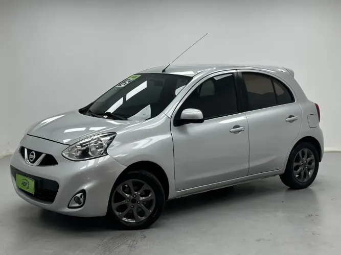 Nissan March SV 1.6 16V Flex Fuel 2016