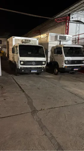 Caminhão baú delivery 5 150