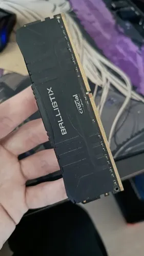 Memória RAM Ballistix 8GB 3000MHz Preta