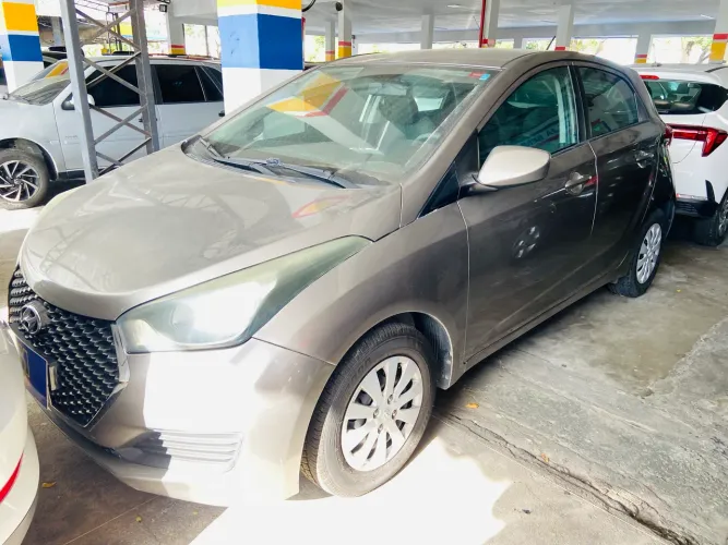 Hyundai HB20 Unique 1.0 Flex 12V Mec. 2019