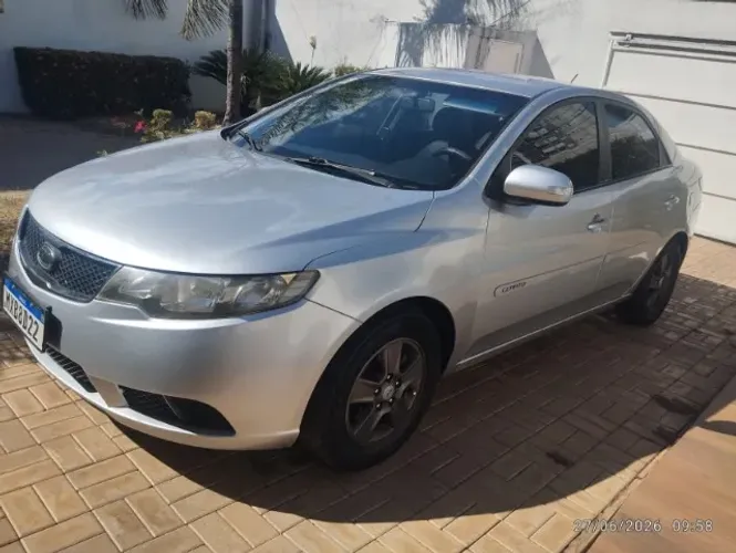 Kia Motors Cerato 1.6 16V Mec. 2011