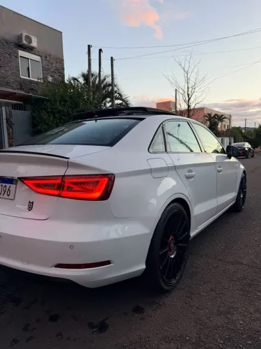 Audi A3 Sed.1.8/1.8 Ambit.16v TB FSI S-tronic 2015