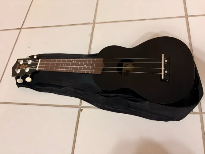Instrumento musical- Ukulele