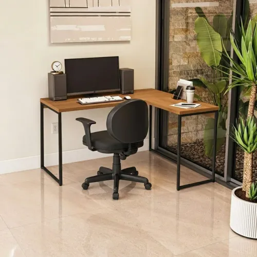 Mesa em L + cadeira giratória