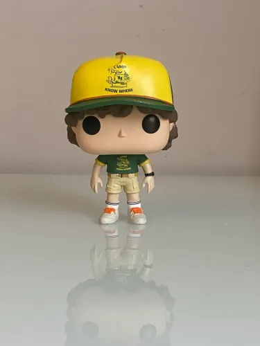 Funko pop stranger things- Dustin