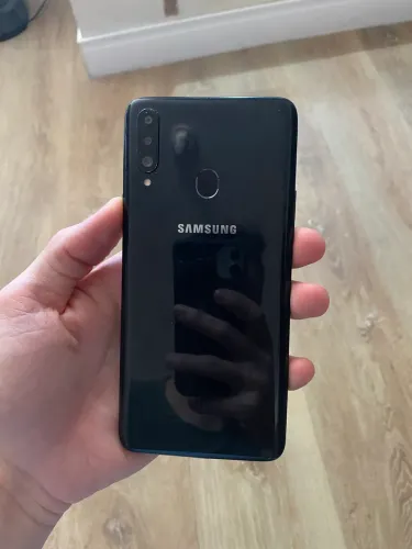 SAMSUNG GALAXY A20 perfeito estado