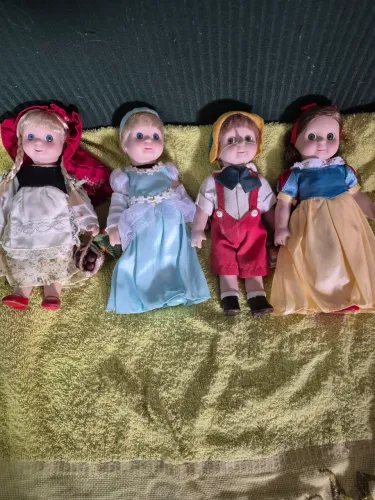 Bonecas colecionáveis