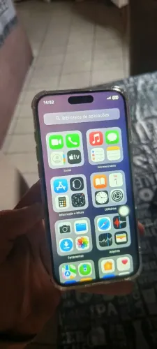 iPhone 16 pro Max montado