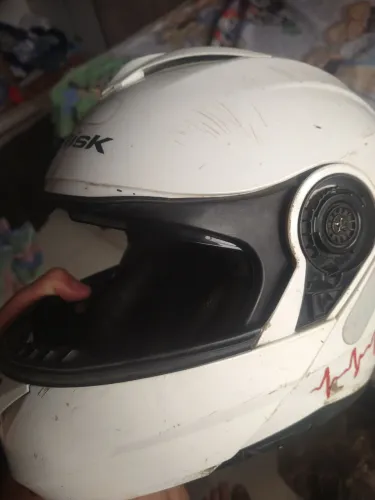 capacete conservado barato urgente