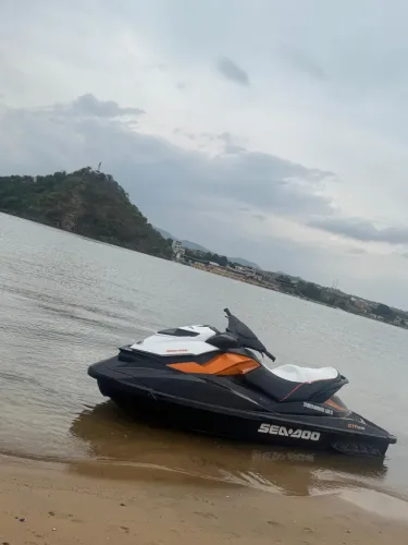Jetski 215 2014 filé