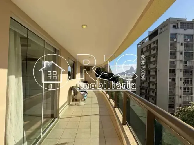 Linda Cobertura duplex , prédio com infraestrutura de lazer completa