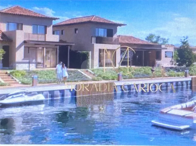 Condomínio com 4 quartos à venda em Golfe - RJ